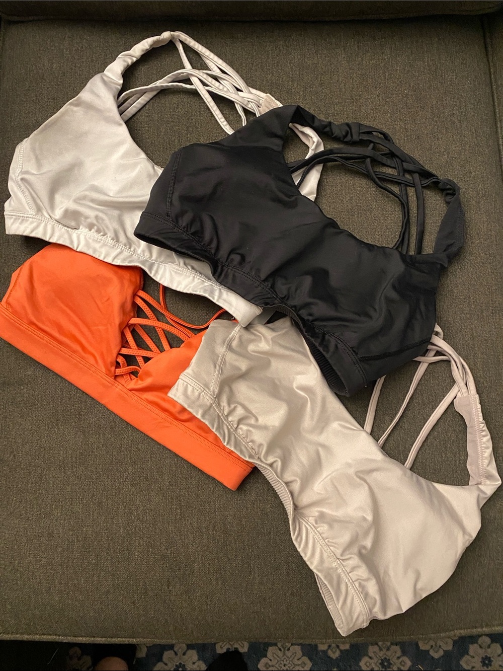 4 Victoria secret sport bra